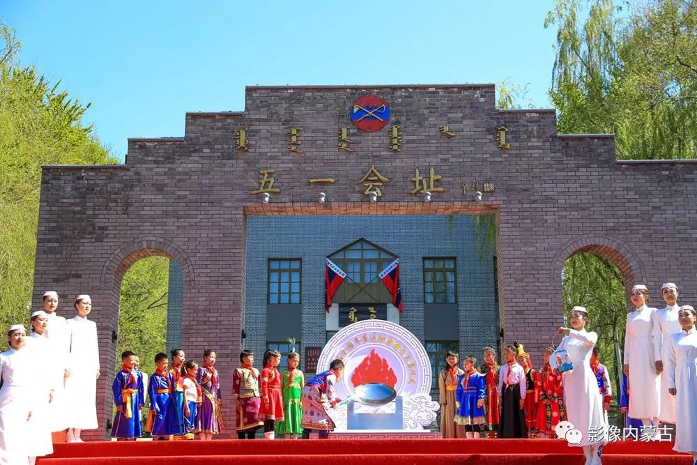 圣火点燃了,圣火已经点燃