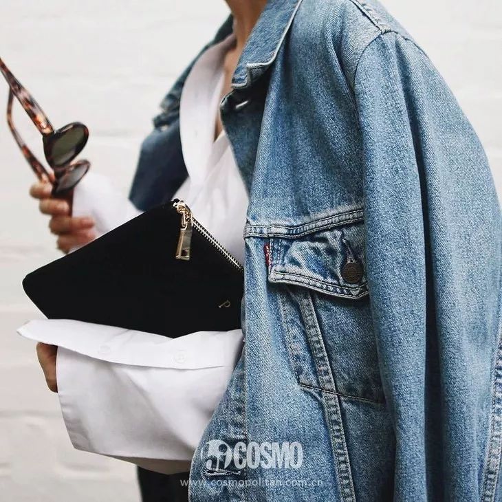 寰嬫斂淇忎匠浜篴j,寰嬫斂淇忎匠浜洪噷闈㈢殑elle