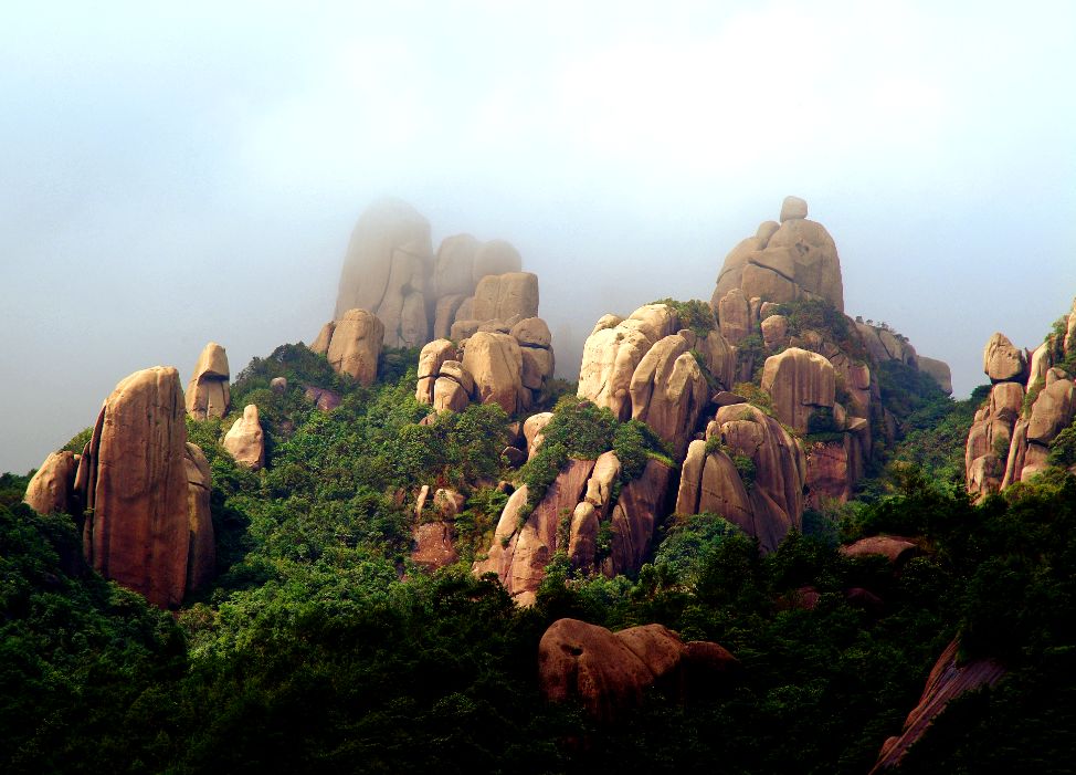 最好玩的十座山,有海上天湖佛国仙都之美誉的城市