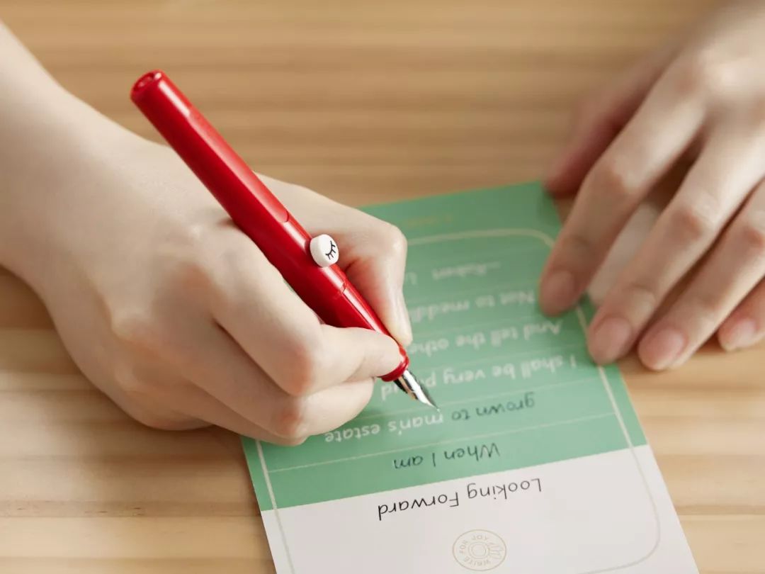 好看儿童小巧轻便钢笔大测评,学生便宜又好看的钢笔