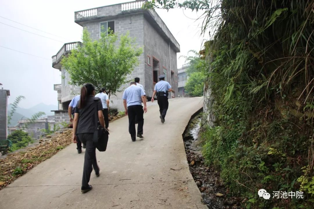 挖掘机其实也并不容易,挖掘机都不会开的男人怎么办