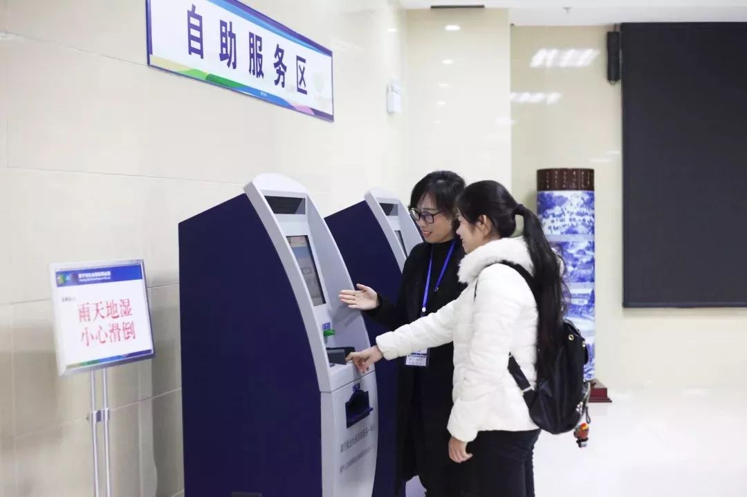 南宁在全国创新推出30个人社“秒办”“免办”事项，好多与你有关！