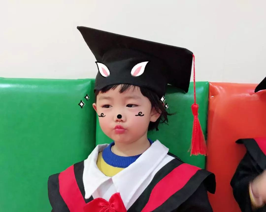 今天，我们“入侵”了中化妈妈们的朋友圈……