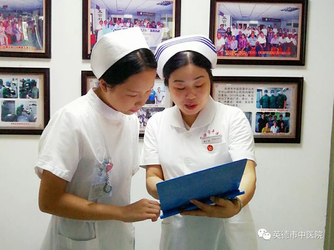 20年来坚守护理一线,十七年护理生涯前路漫漫勇往直前