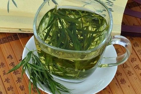 夏天怕热是什么体质,一到夏天特别怕热特别难受