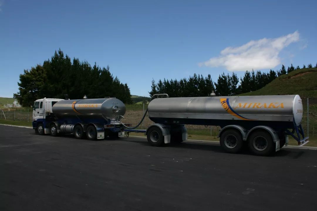 哪几款奶粉比较好喝一点,口味好喝的宝宝奶粉推荐