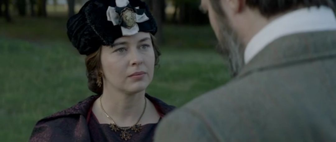 变形金刚4客串女主角,变形金刚4男主20岁女主17岁