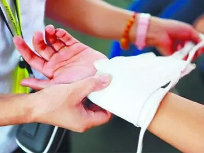 受伤吃酱油皮肤变黑留疤痕怎么办,有伤口不能吃酱油有科学依据吗