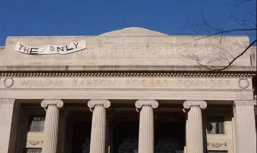 全美最顶尖大学斯坦福大学,全美十大名校