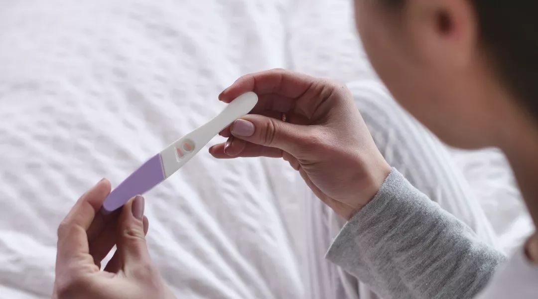 不靠谱的3种避孕方式,这些不靠谱的避孕方法你中招过吗