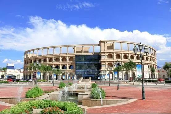 翔安首创奥特莱斯是综合体吗,翔安首创奥特莱斯有没有杰克琼斯