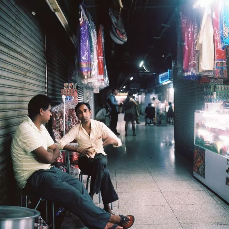 “到了香港，千万别进重庆大厦！”