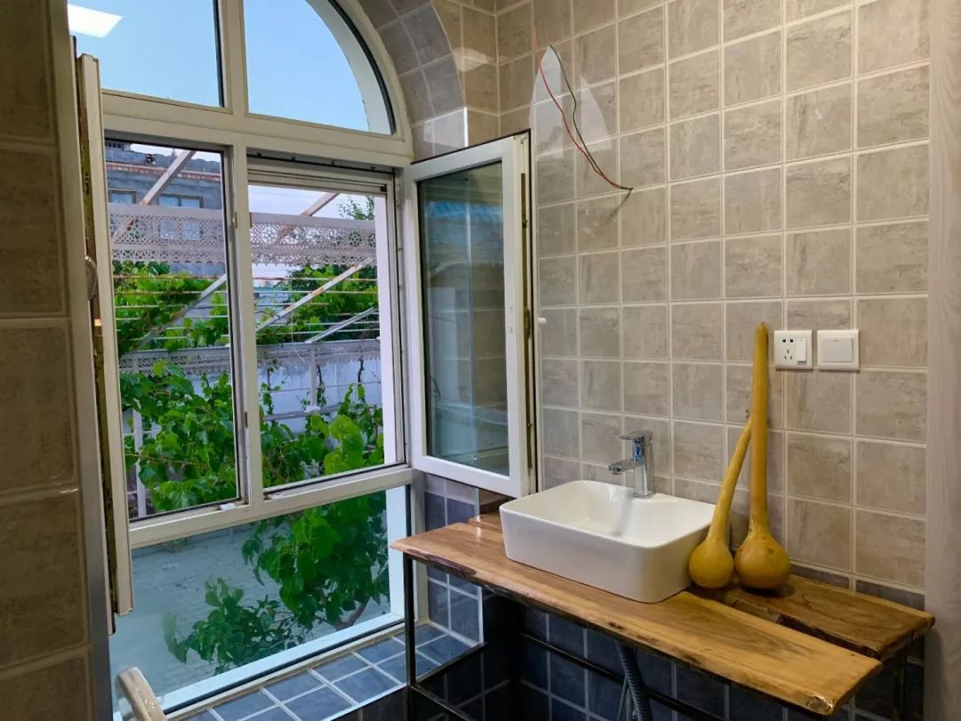 伊犁市便宜又好看的民宿,伊犁值得去的民宿