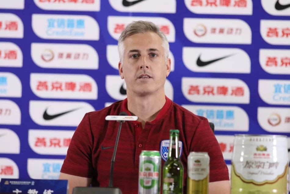 沈祥福打招呼视频,沈祥福主教练