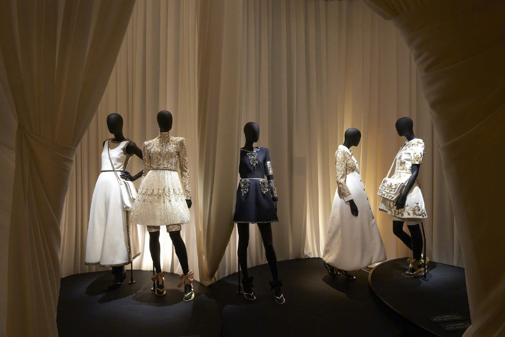 2022年商业零售板块深度分析,商业趋势及成功案例