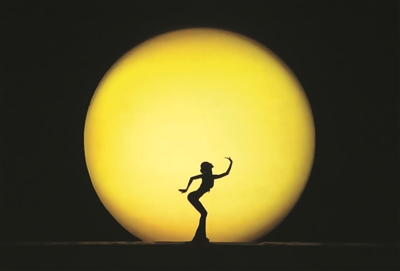 杨丽萍心酸故事,杨丽萍60岁为什么还跳得动