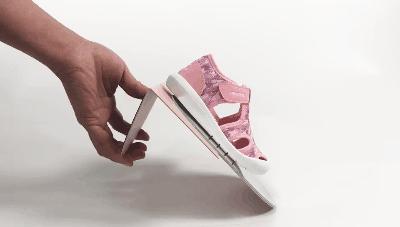 小蓝羊男童凉鞋,软牛皮软底时尚百搭平底凉鞋来了