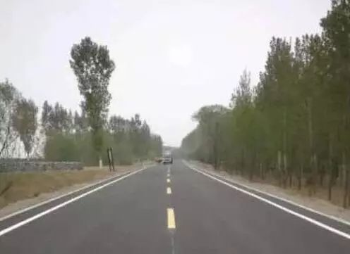 河南竟有这么多超级牛的小镇！有你家乡吗；河南医生高铁救人后被要求写证明材料，他这样说……丨大河早新闻（语音版）