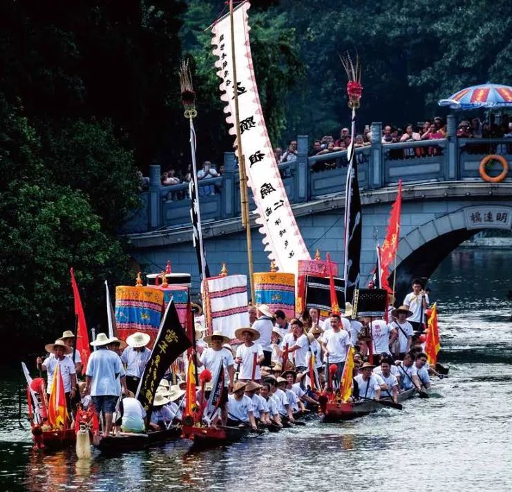 漂移龙舟、夜龙汇游……佛山最全龙舟地图出炉!超30场龙舟赛轮番上演