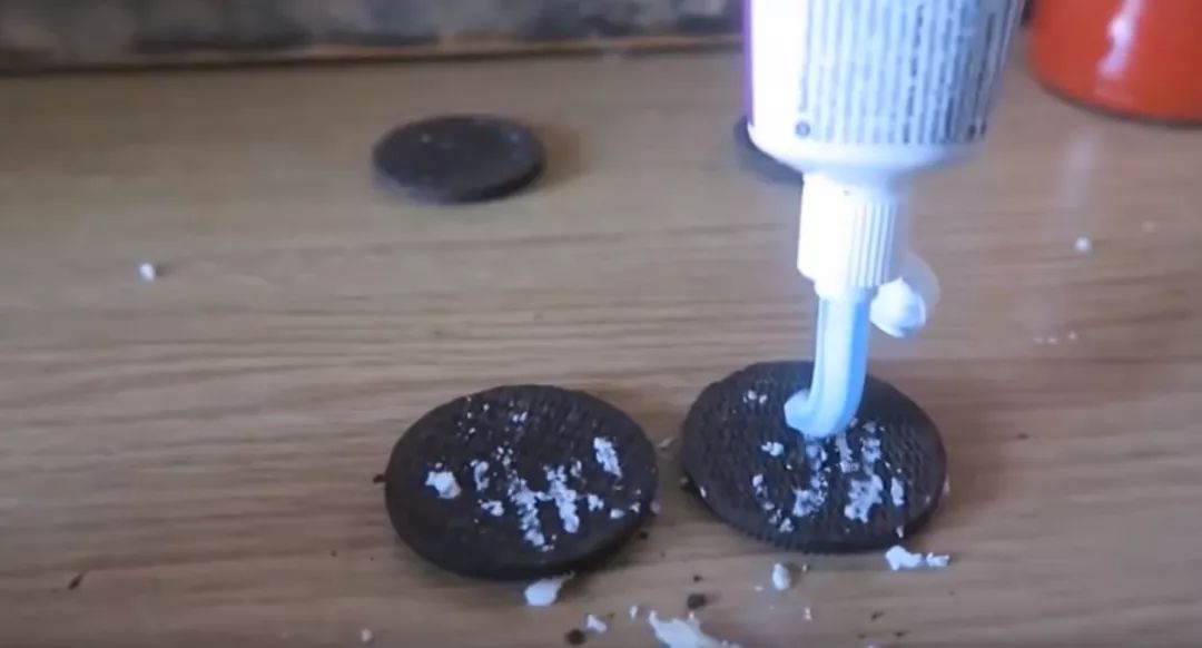 拍客注意：西班牙一华裔青年拍客被罚款和暂停活动