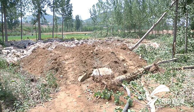 蒙阴大口井塌陷,山东蒙阴大口井塌陷事故现场