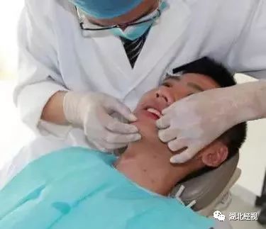 武汉种植牙齿需要多少钱,武汉种植牙齿一颗要多少钱