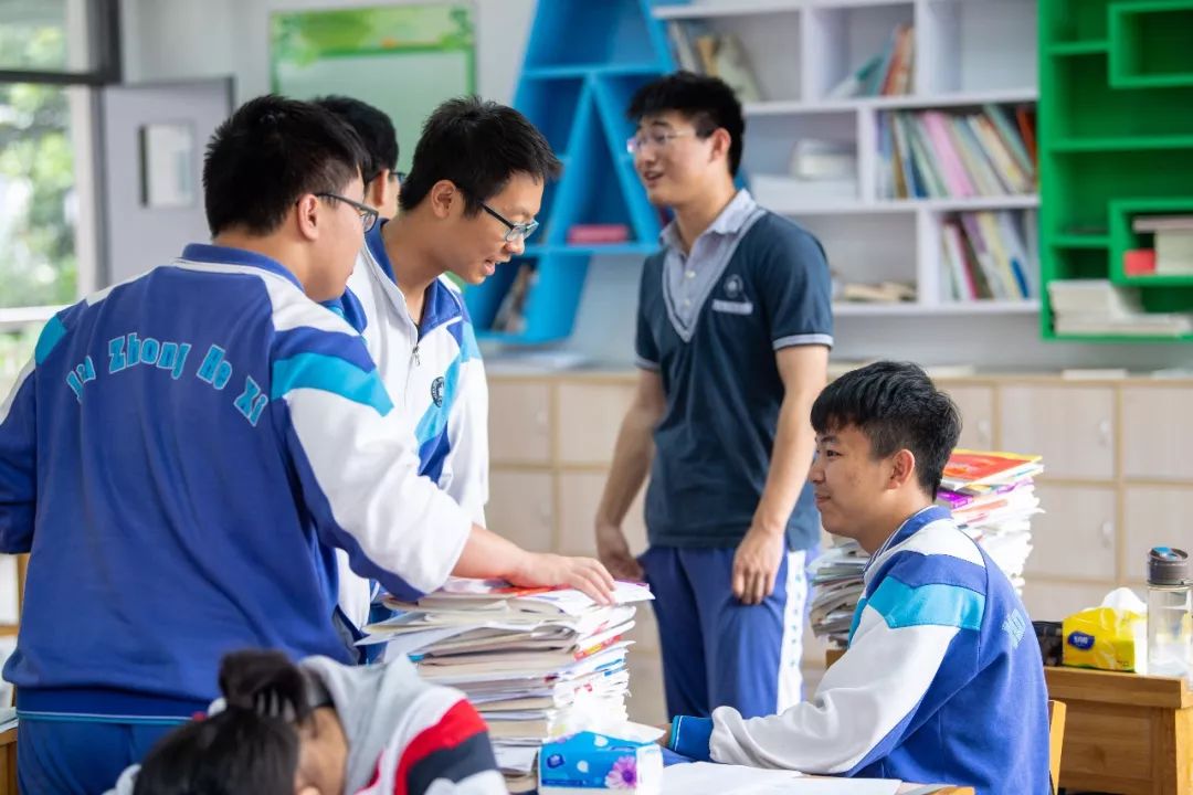 【高考服务】高考突然犯困、头痛、太紧张怎么办？这份健康指南能救急！