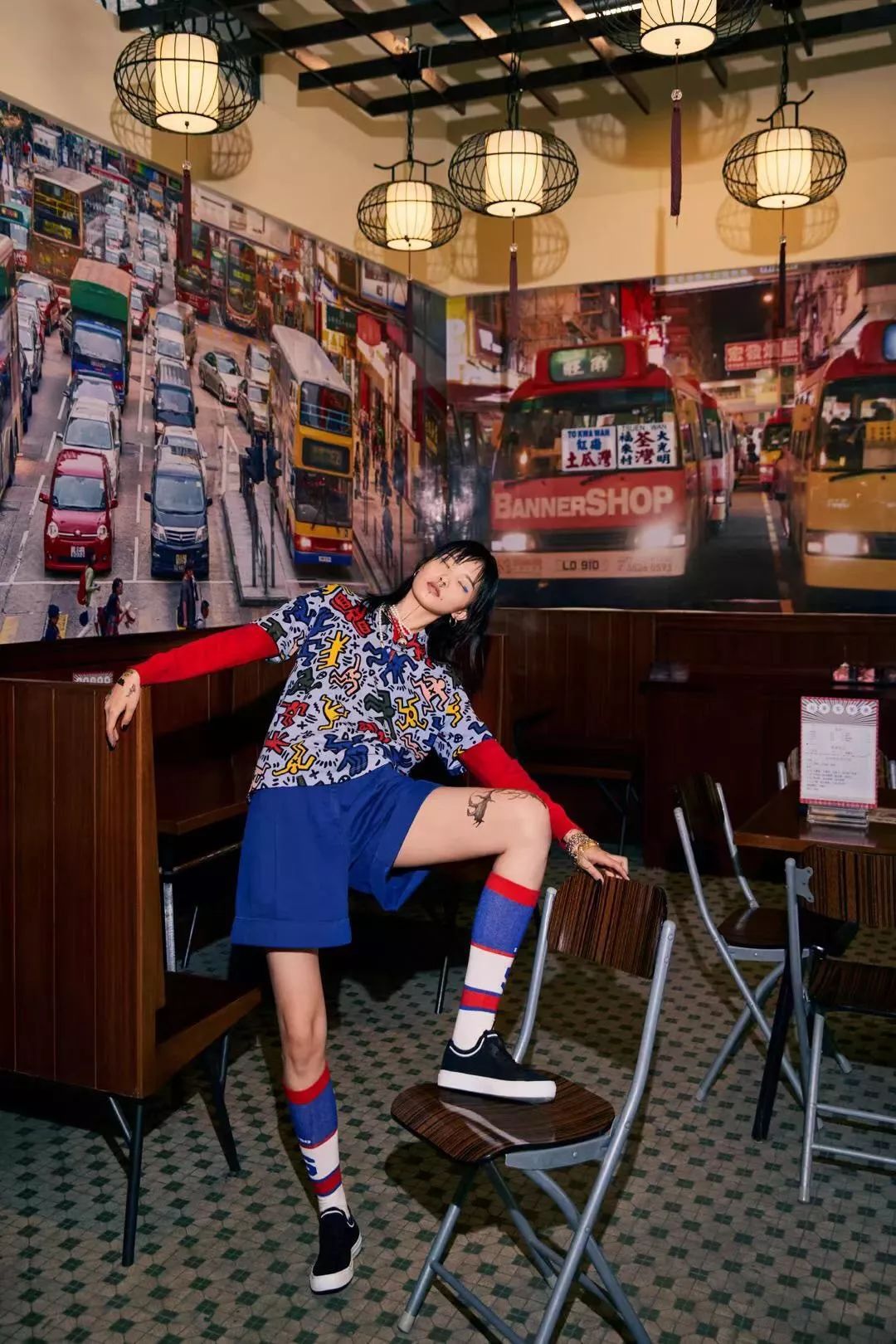 kaws优衣库2021补货,优衣库kaws联名t恤穿搭