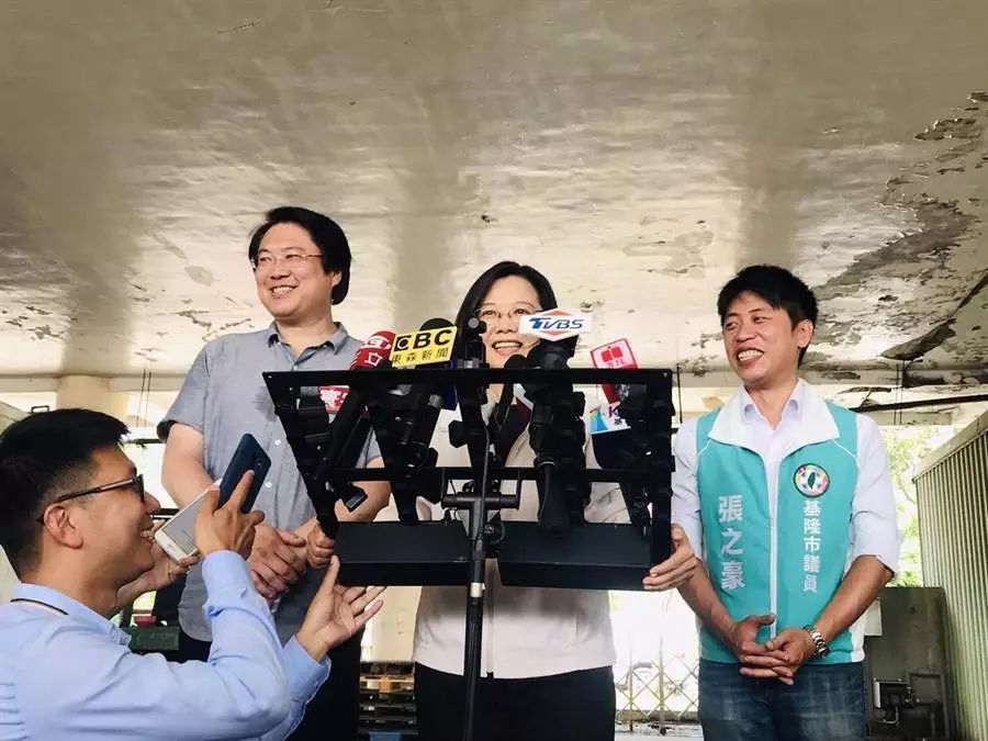 蔡英文认林志玲当“姐姐”