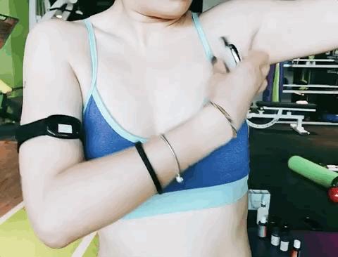 大胸妹千万别点开!这条爆款裙子小胸妹子穿着更美