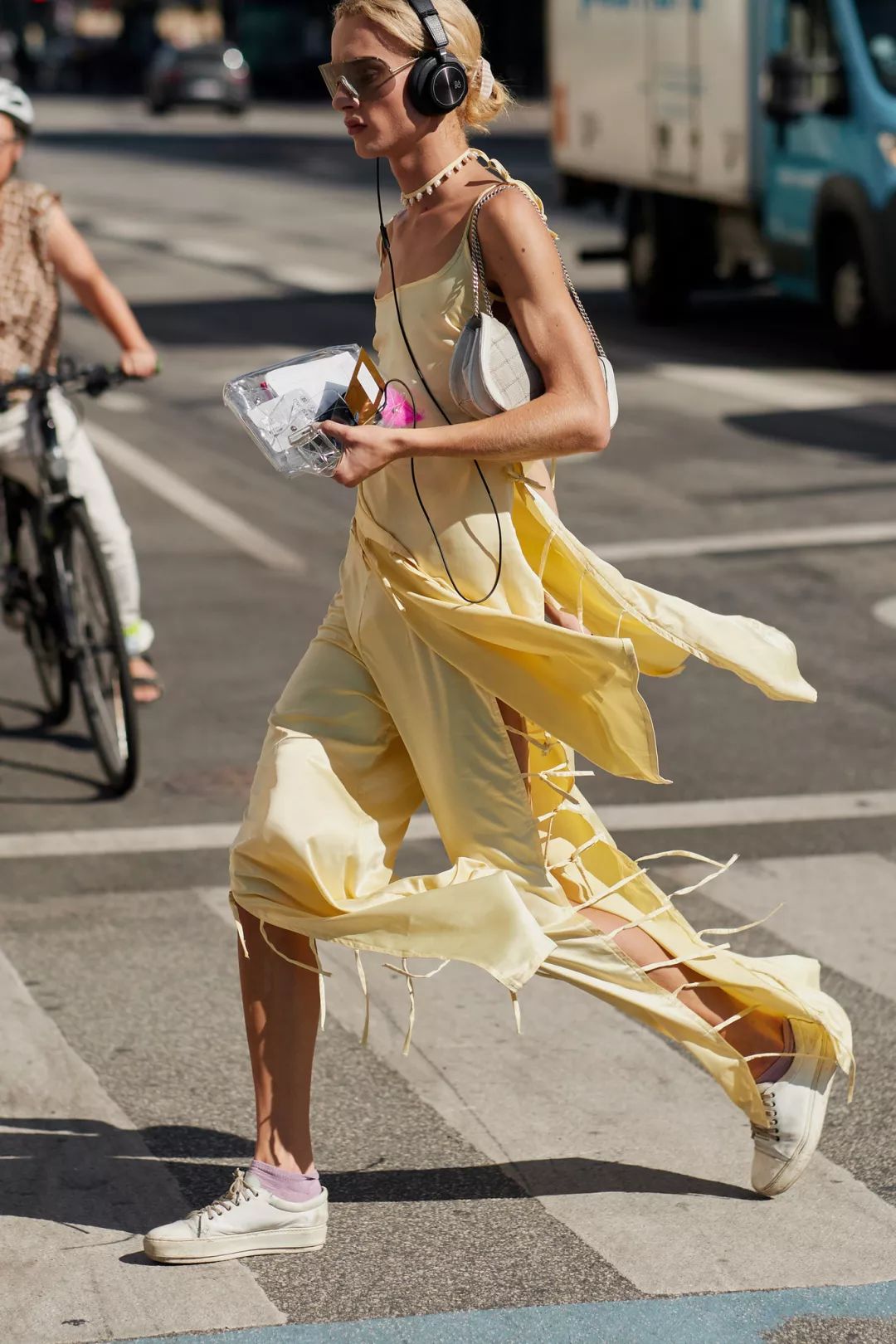 丝绸睡衣舒适透气让你穿出女神范,冬季最流行的睡衣