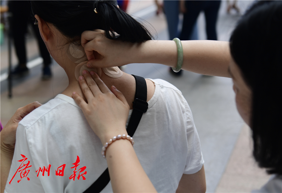 飞针暗器大全,暗器绣花针飞针教程