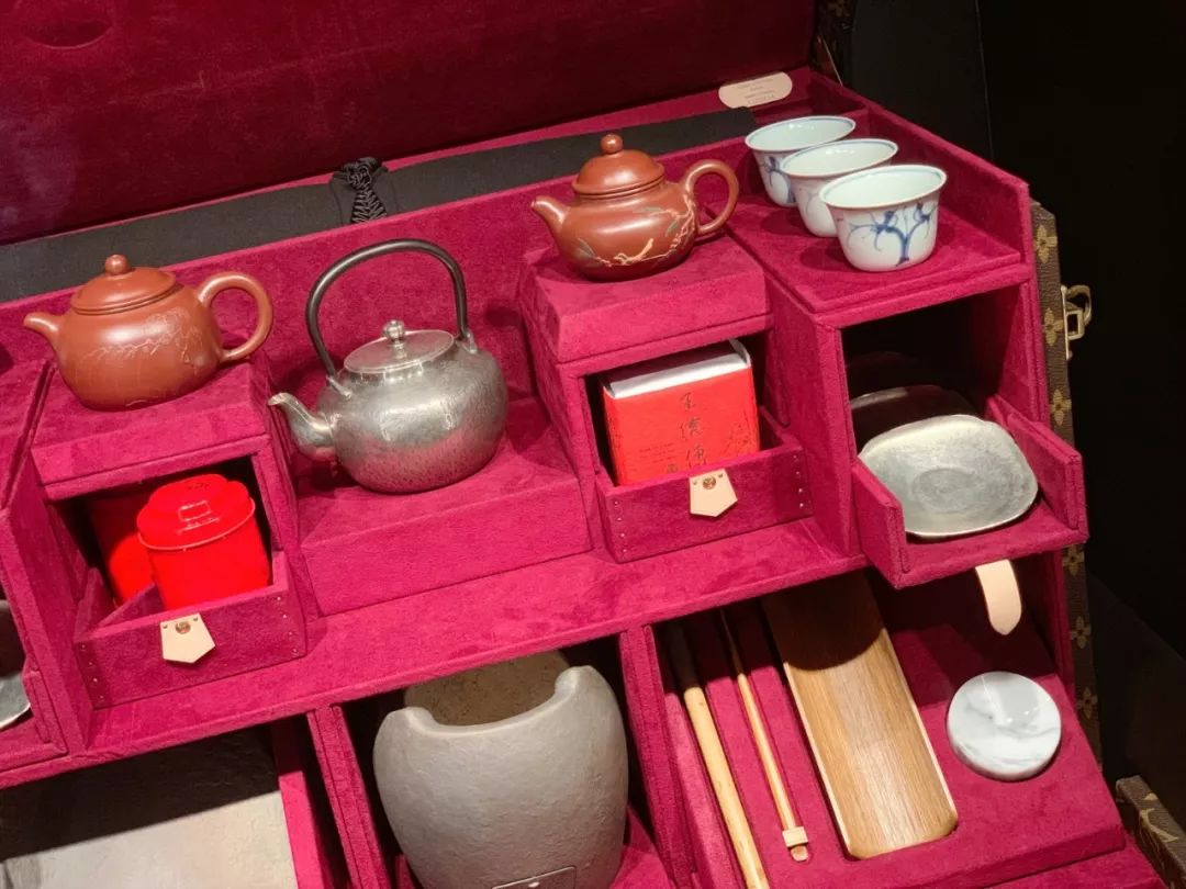 成都看展｜LV竟然出过这么多千奇百怪的箱子