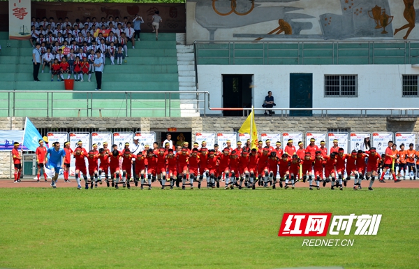 阳光体育点亮校园,阳光体育逐梦青春