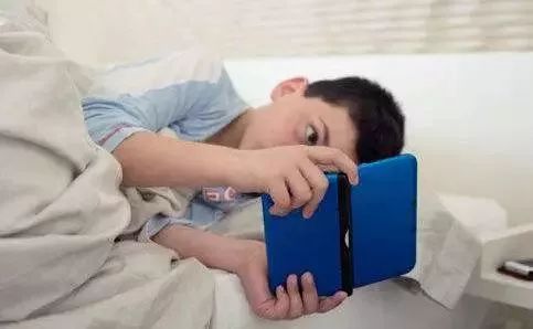 十五岁孩子近视500多到600度咋办,6岁孩子近视600度该怎么解决