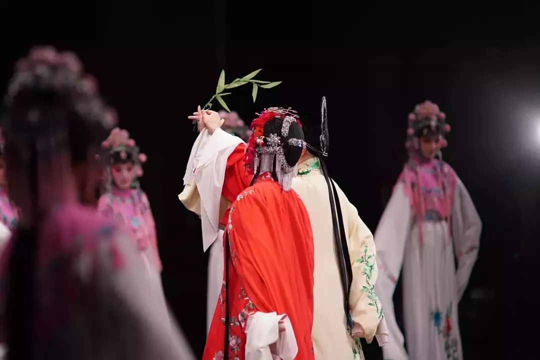 超超超超经典的演出，别错过！（含福利）