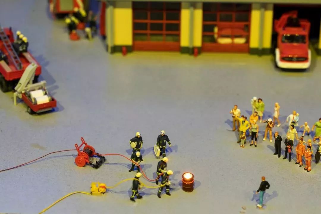 中专以上学历即可！地铁、学校、消防都在招人！报名即将截止