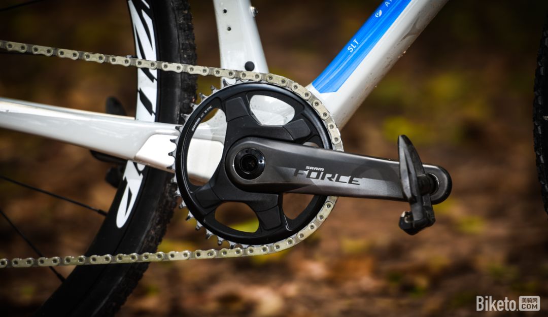 一车遛天下？小编为什么要选CUBECROSSRACE越野公路车