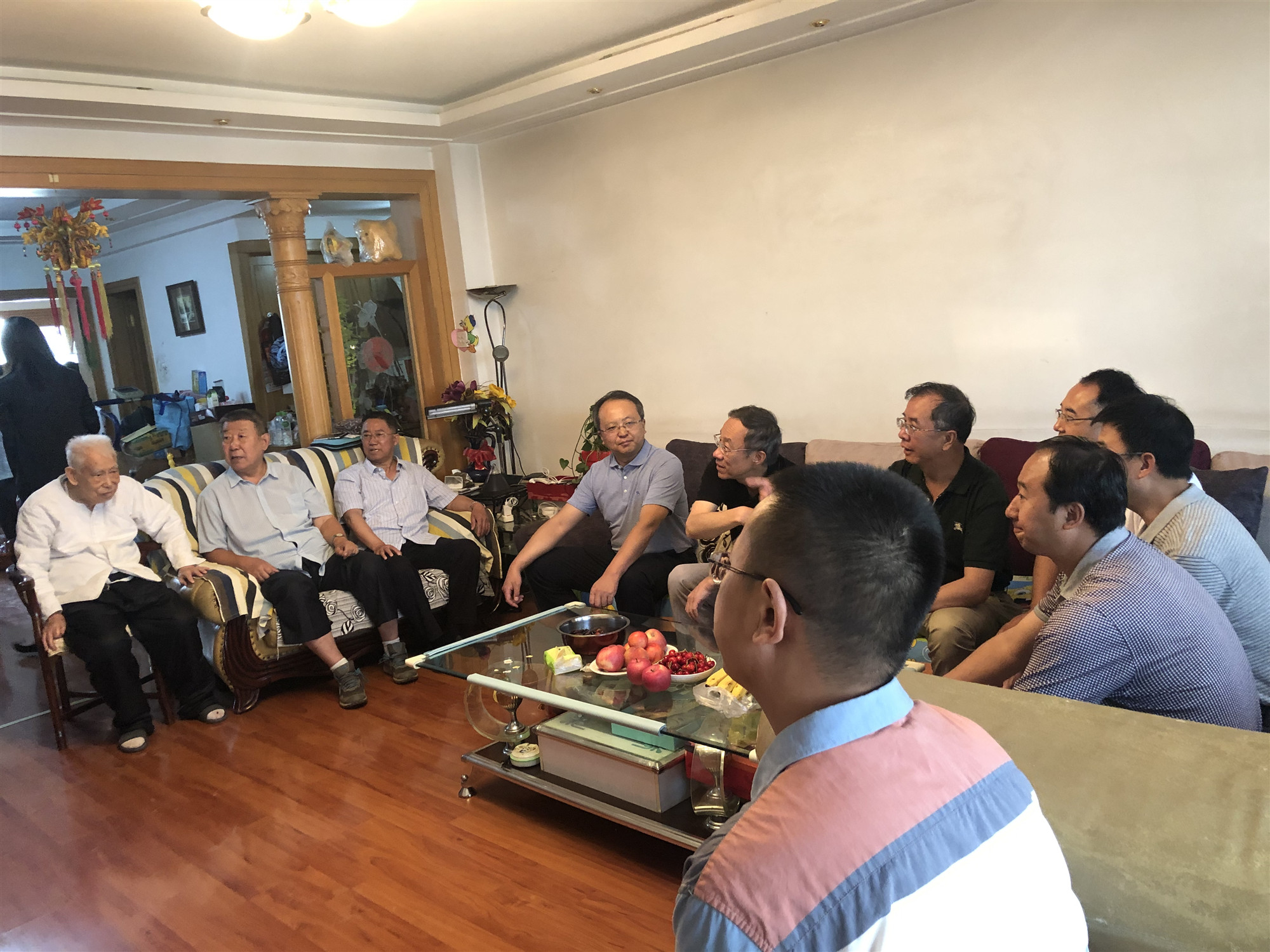 悬壶济世志在千里，杏林春暖壮心不已——记甘肃省泌尿外科泰斗刘国栋教授先生90华诞