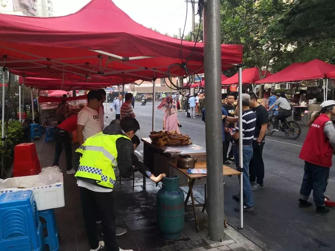 安全生产月安全宣传进社区,各社区开展安全生产月系列活动