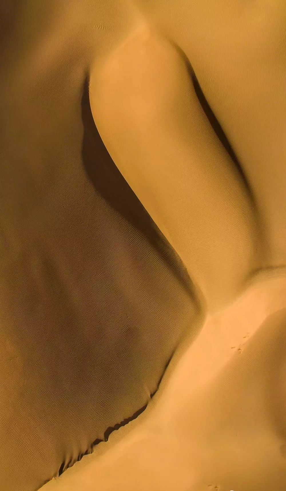 「荐读」朋友圈消失两年，他独自航拍中国，照片惊艳世界