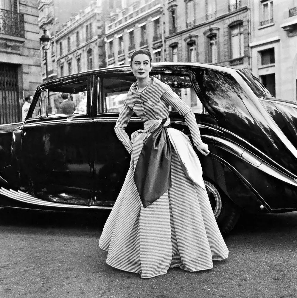 这位香奈儿的死对头，与迪奥先生齐名，打造出最原汁原味的法式优雅