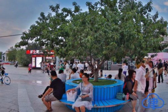 天津奥城夜市开街纳客终于找到夏夜的正确打开方式