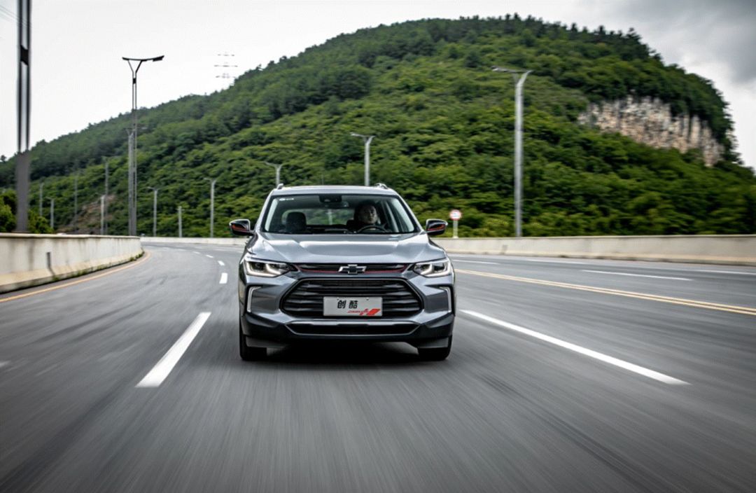 雪佛兰trax创酷2016款1.4t,试驾雪佛兰最新创酷rs