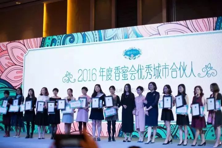 最近很火的私域流量应该怎么做,私域流量是普通人暴富的机会