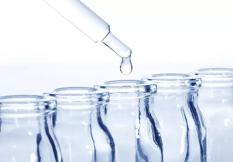 一瓶肉毒素500元 (300元肉毒素进价)