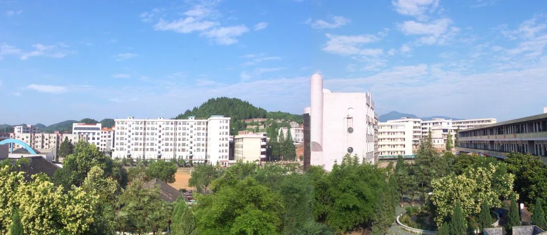 郴州市宜章县第七完全小学校服,校服最美学校