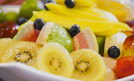 水果蒸吃有营养还是生吃有营养,水果蒸熟了吃好还是生吃好