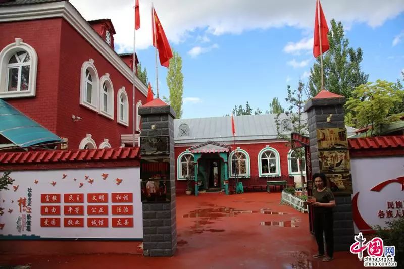 【记者的*疆新**日记】塔城印象：一棵橡树满城风情