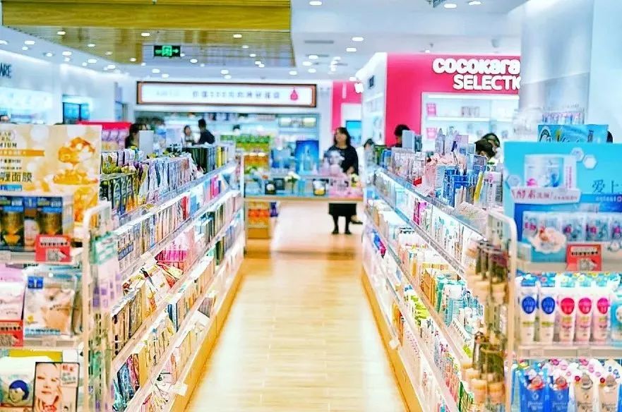 中国游客爆买日本药妆,中国游客日本药妆店